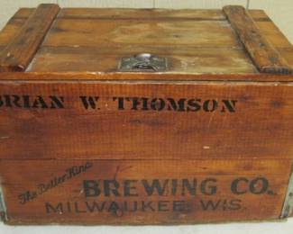 1933 "The Better Kind" Brewing Company Wood Box
