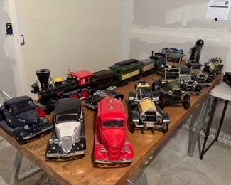Collectible cars and trains scale models