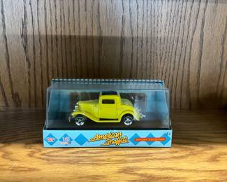 Motormax Die Cast 1932 Ford Coupe Car