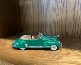 Signature Models Die Cast 1941 Packard Car