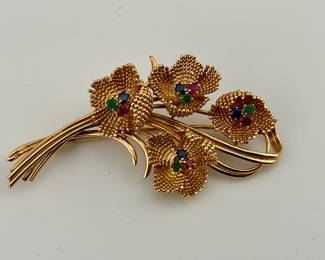 18K gold brooch with emerald, ruby and sapphire