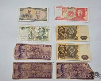 1704  8 Foreign Currency Banknotes 