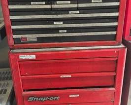 4590  Snap On Rolling Tool Box with Tools 