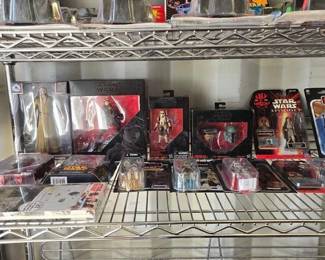 4016  NEW 14 Star Wars Figures  Decor 