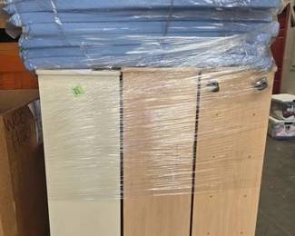 2604  Pallet with Cubbies  Mats 