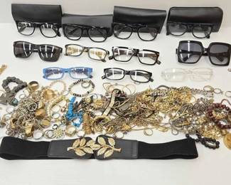 1906 11 Glasses Jewelry
