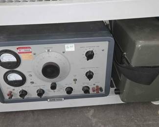 2078  Hewlett Packard Audio Signal Generator  Oscillator 