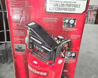 2184  Craftsman 12 Gallon Portable Air Compressor 