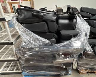 2508  15 Car Seats on Pallet 
