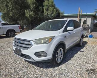 505  2017 Ford Escape 