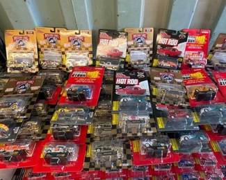3534  NEW Racing Champions Diecast Car Collection 