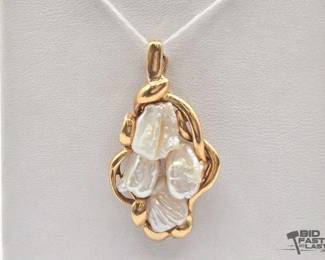 716 14k Gold and Pearl Pendant, 4.7g