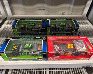 4048  NEW 4 124 Scale Die Cast Cars 