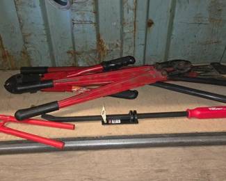 3078  5 Bolt Cutters  Pry Bar 