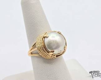 734 14k Gold amp Diamond Ring, 5.4g