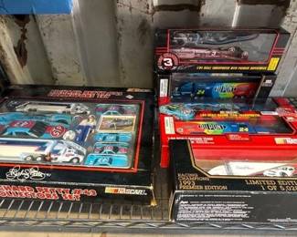 3532  NEW Racing Champions Die Cast Car Collection 