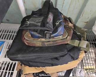 3516 8 Backpacks Bags