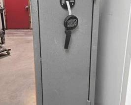2190  Winchester Gun Safe 