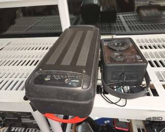 2652  2 Bluetooth Speakers 