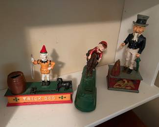 Reproduction of cast-iron Banks