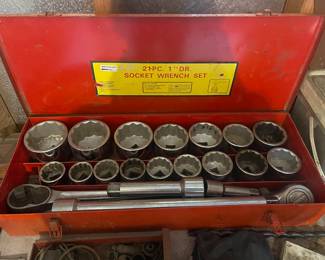 Socket wrench set