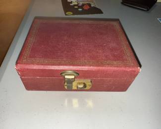 JEWELRY BOX