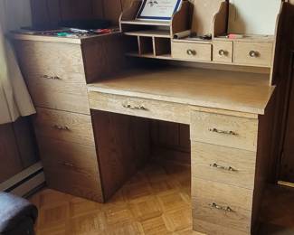 Desk w Attached File cabinet