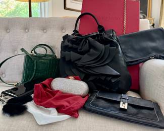 Valentino, Louis Vuitton, Carolina Herrera, Gucci, Judith Leiber, Lamberson Truex....