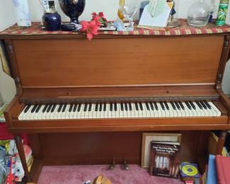 Bradbury Piano