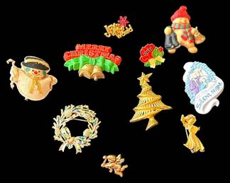 Set of Christmasthemed BroochesPins