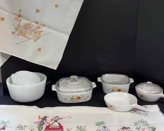Vintage Corning Ware, Pyrex Bowls, Table Cloths