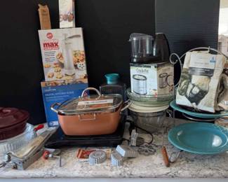 Copper Chef Cooker, Crock Pot, Scale, Vintage Cookie Iron