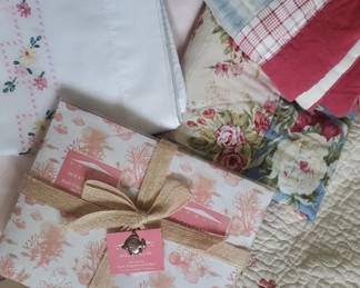 2 Hand Stitched Rose Cream Quilts, Pilliw Case, Shams