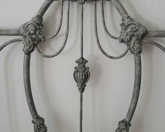 Baroque Style Metal Full Size Bed Frame