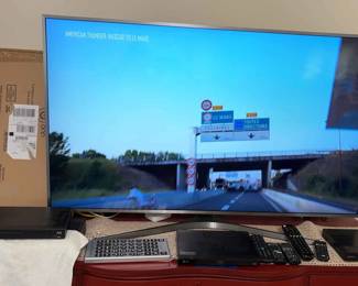 Samsung 55 Tv, Swivel Tilt Wall Mount, DVD Players