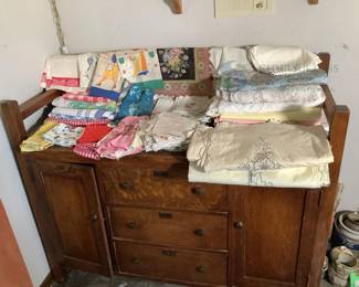 Assorted Linens Collection, Various Colors & Patterns, Approx. 15-20 Pieces