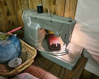 Singer sewing machine