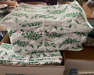 Lillian Vernon Christmas Plate Sets
