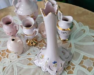 Pink porcelain/ceramic items