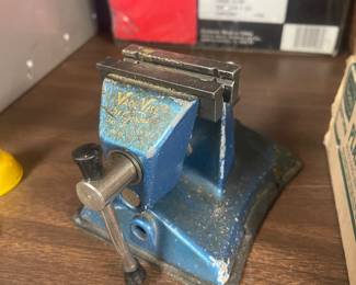 Small Vise