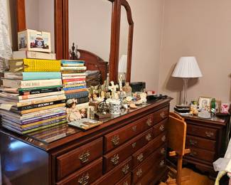 Cookbooks and little trinkets and figurines