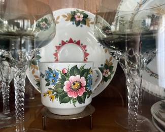 Hand painted tea cup