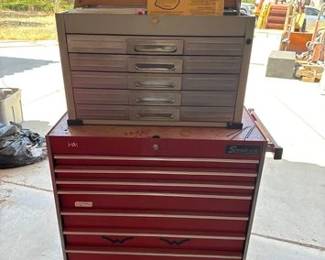 1530 Ultra HD Snapon Tool Box Full of Tools
