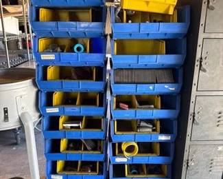 2106 Plastic Bin and Storage Organizers