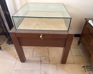 3212 Glass Top Display Cabinet
