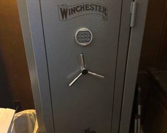 3300 Winchester Gun Safe