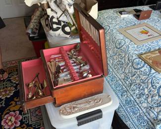 Sale Picture