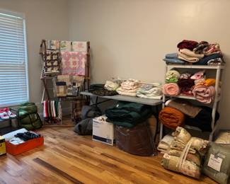 Linens, quilts