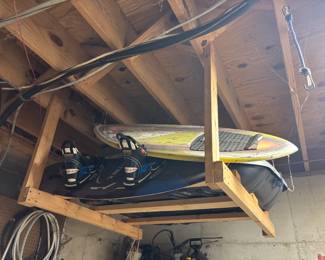 Snowboard and surf board