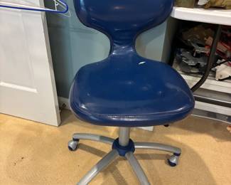 Desk chair